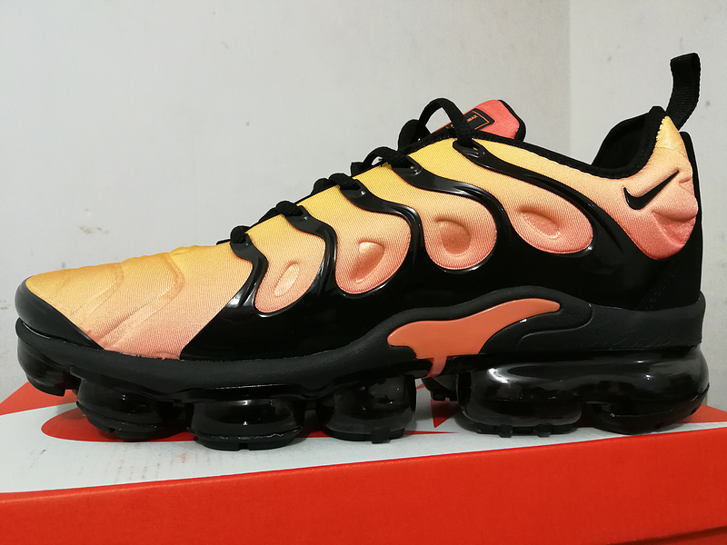 Nike Air Vapormax Plus TN 08